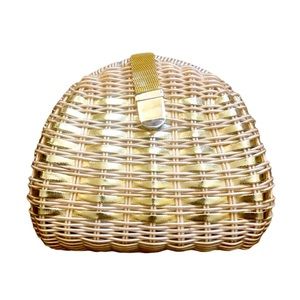 Summer Vintage basket weave clutch w gold mesh clasp